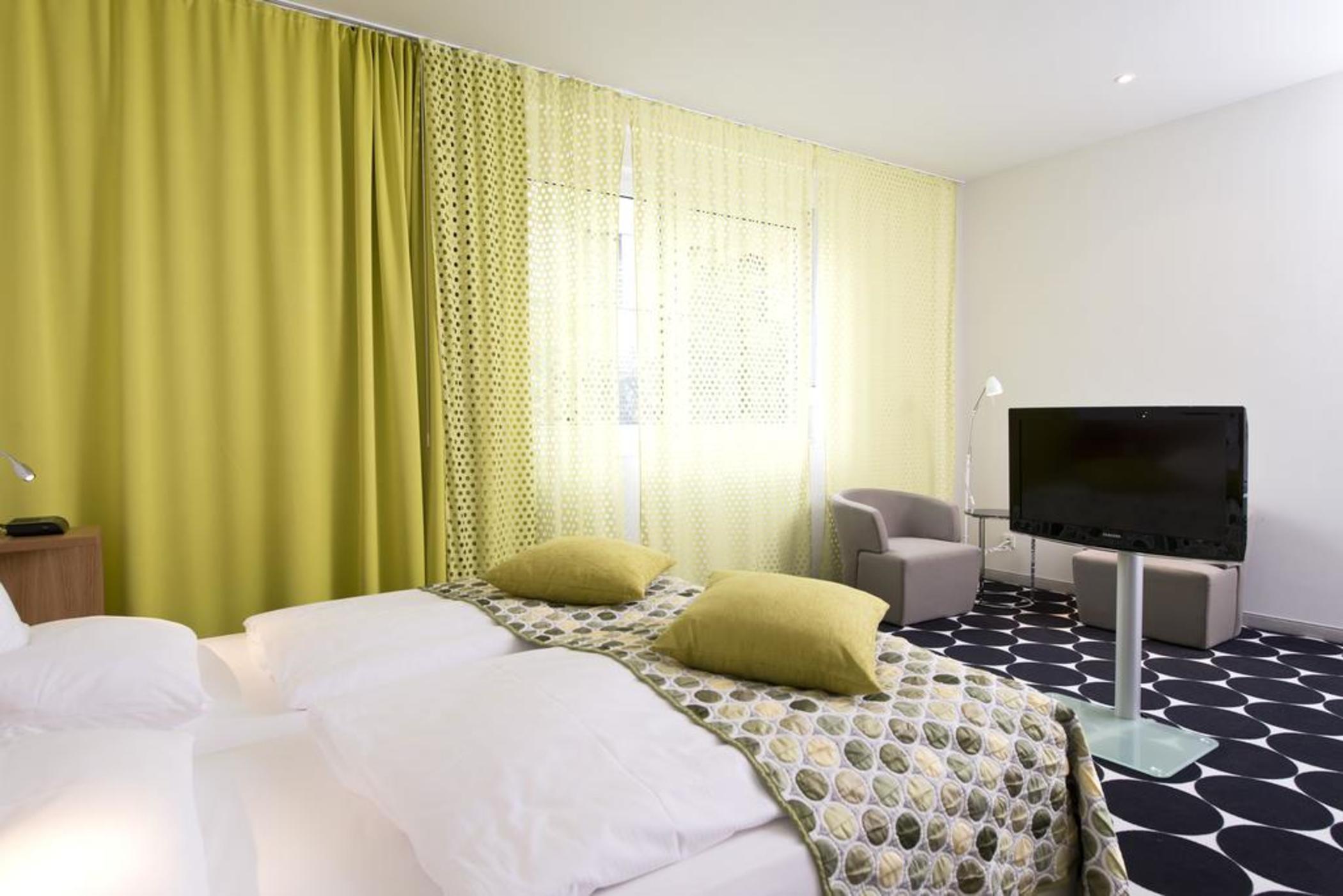 Tryp By Wyndham Frankfurt Hotel Frankfurt am Main Szoba fotó